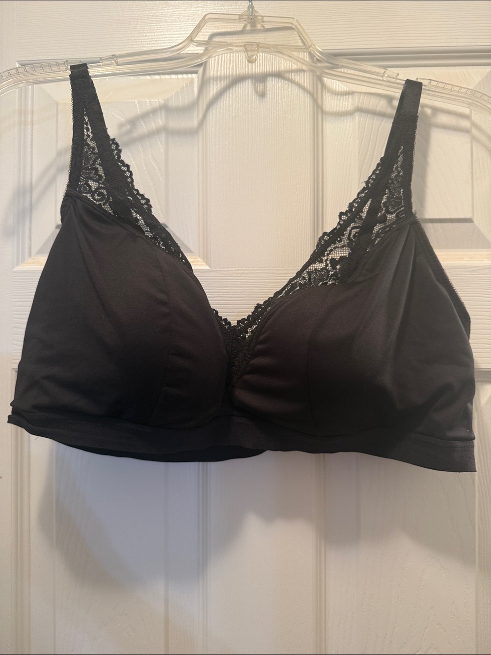 Wireless Black Lace-Trim Bralette - Women Intimates